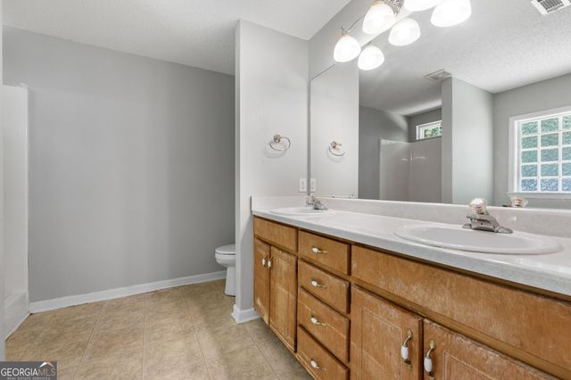527 Barhams Ridge Drive, Mcdonough, GA 30252