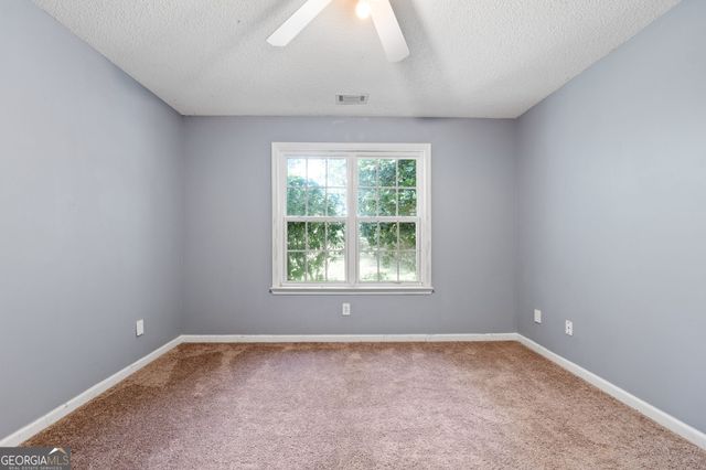 527 Barhams Ridge Drive, Mcdonough, GA 30252