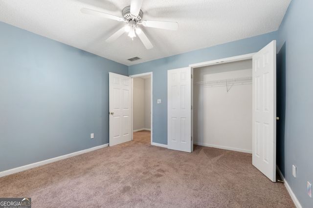 527 Barhams Ridge Drive, Mcdonough, GA 30252