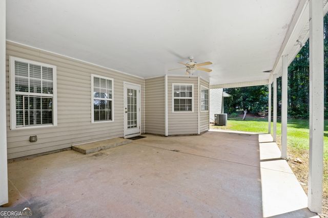 527 Barhams Ridge Drive, Mcdonough, GA 30252