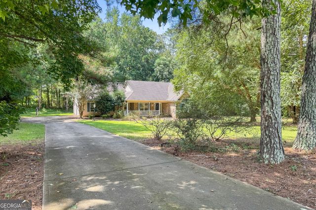 527 Barhams Ridge Drive, Mcdonough, GA 30252