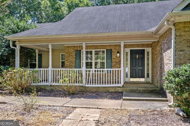 527 Barhams Ridge Drive, Mcdonough, GA 30252