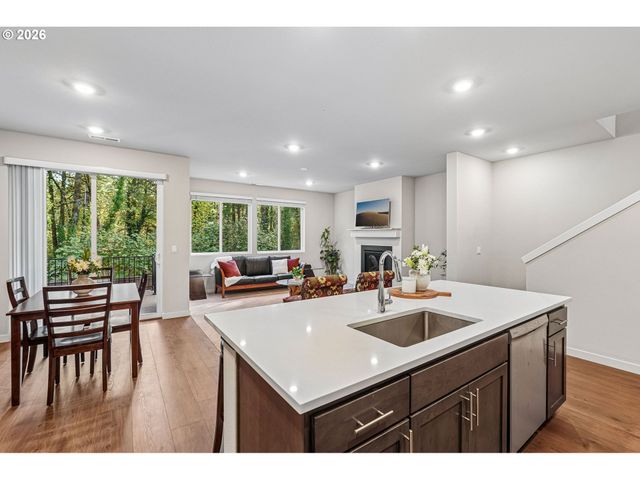 23830 Sw Vermillion Dr, Tualatin, OR 97062
