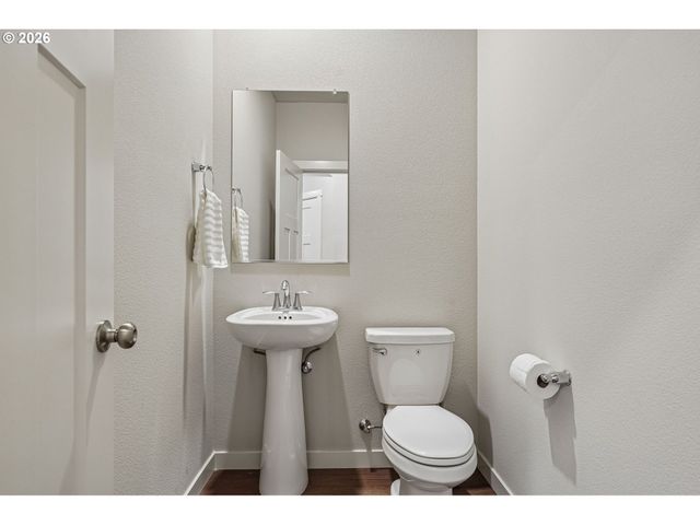 23830 Sw Vermillion Dr, Tualatin, OR 97062