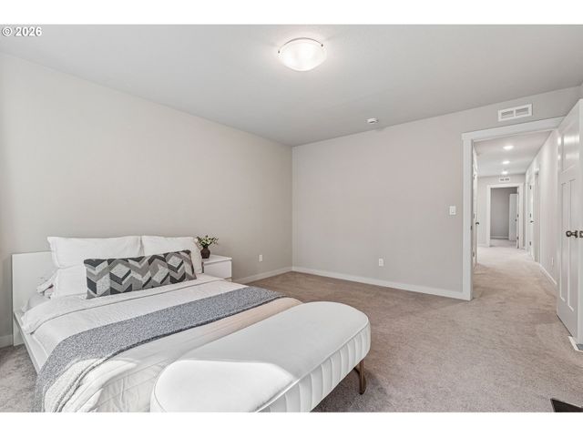 23830 Sw Vermillion Dr, Tualatin, OR 97062