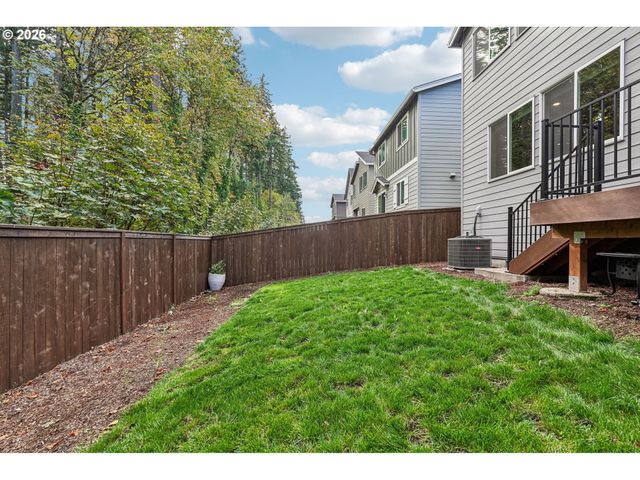 23830 Sw Vermillion Dr, Tualatin, OR 97062