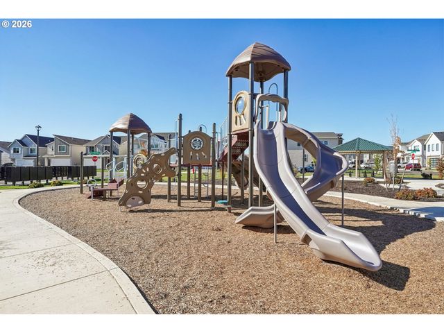 23830 Sw Vermillion Dr, Tualatin, OR 97062