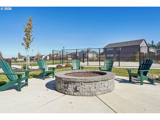 23830 Sw Vermillion Dr, Tualatin, OR 97062