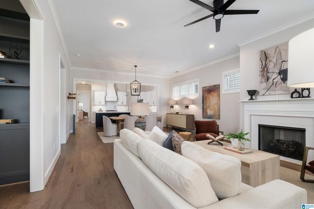 4522 VILLAGE GREEN WAY, Hoover, AL 35226