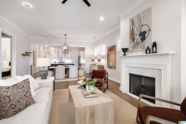 4522 VILLAGE GREEN WAY, Hoover, AL 35226