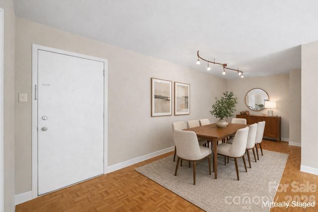 1300 Queens Road 402, Charlotte, NC 28207