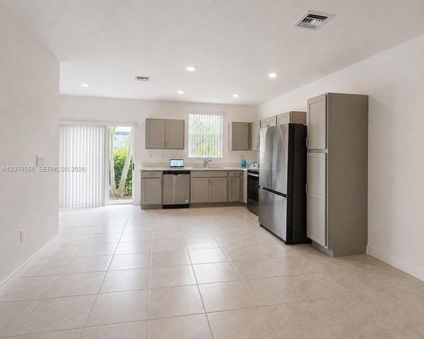 364 NW 8th Court 364, Pompano Beach, FL 33060