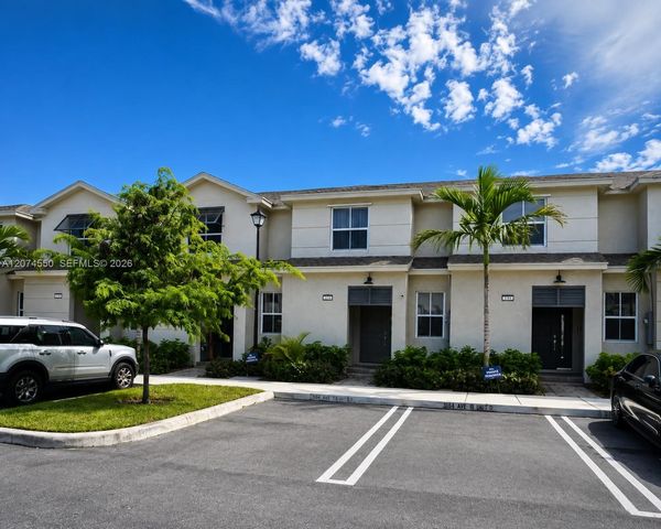 364 NW 8th Court 364, Pompano Beach, FL 33060