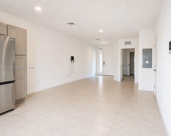 364 NW 8th Court 364, Pompano Beach, FL 33060