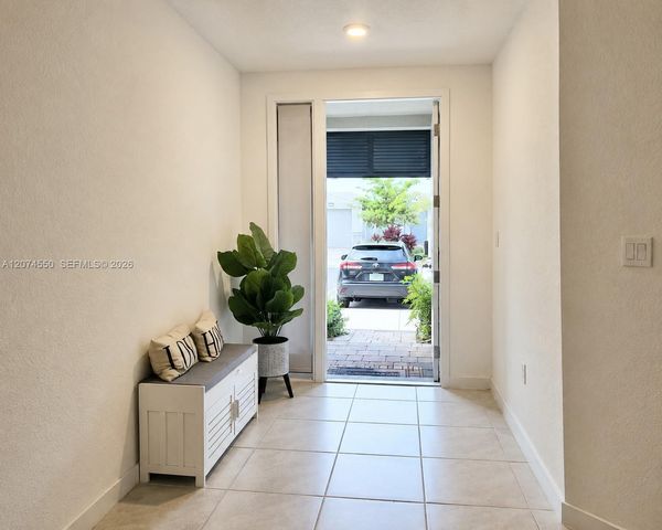 364 NW 8th Court 364, Pompano Beach, FL 33060