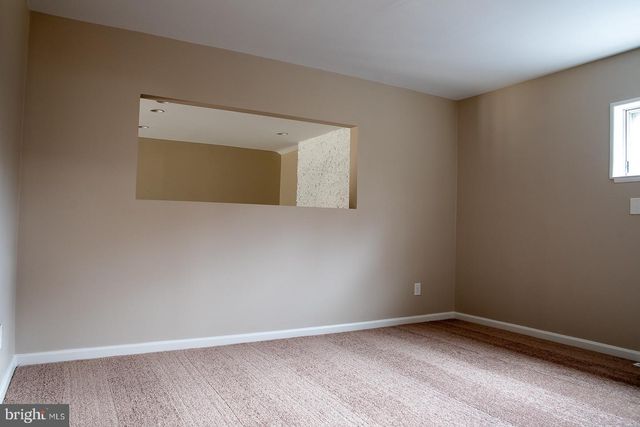 914 ASTON MARTIN DR, Lindenwold, NJ 08021