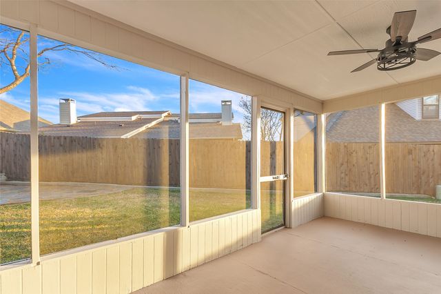 3002 Carolyn Court, Bedford, TX 76021