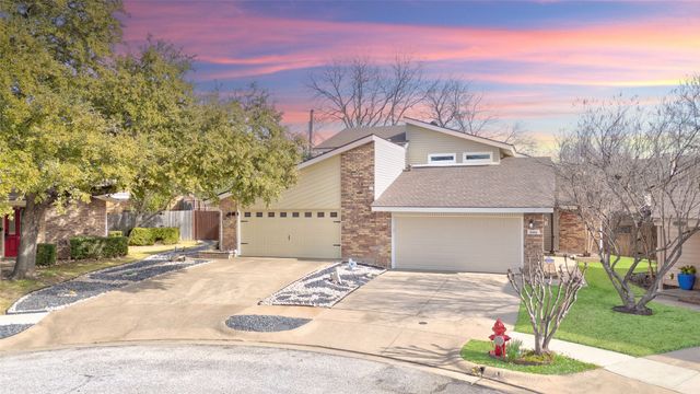 3002 Carolyn Court, Bedford, TX 76021
