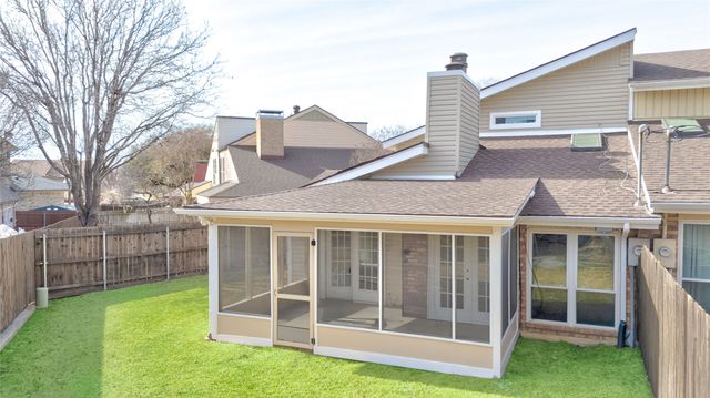 3002 Carolyn Court, Bedford, TX 76021