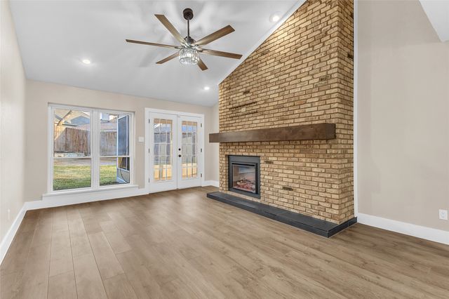 3002 Carolyn Court, Bedford, TX 76021