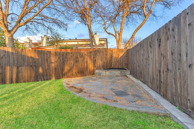 3002 Carolyn Court, Bedford, TX 76021