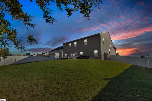 34 Barlow Court, Simpsonville, SC 29681