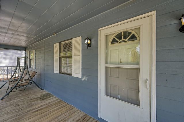 20115 Live Oak S, New Caney, TX 77357