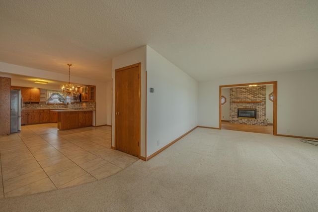 2113 Country Club Drive NE, Willmar, MN 56201