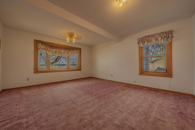 2113 Country Club Drive NE, Willmar, MN 56201