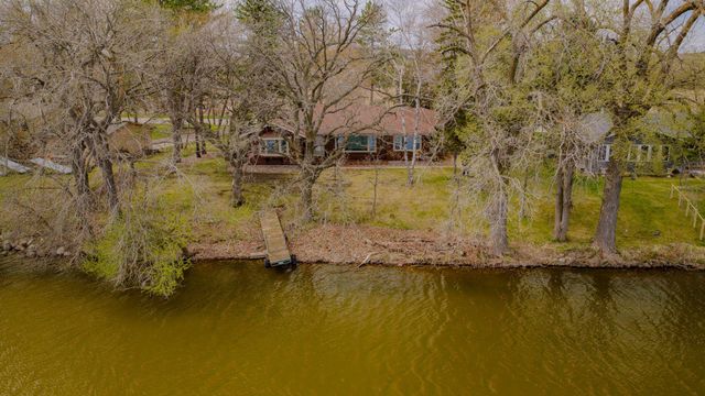 2113 Country Club Drive NE, Willmar, MN 56201