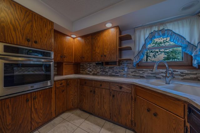 2113 Country Club Drive NE, Willmar, MN 56201