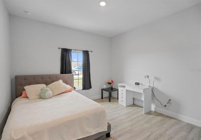 817 DESMOINES PLACE, Kissimmee, FL 34759