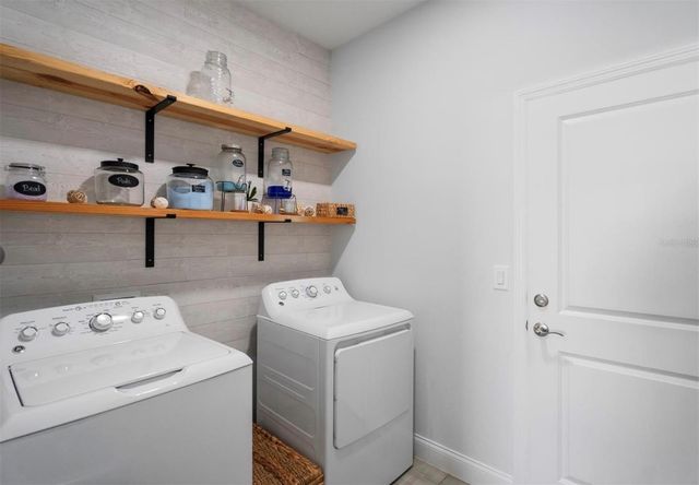 817 DESMOINES PLACE, Kissimmee, FL 34759