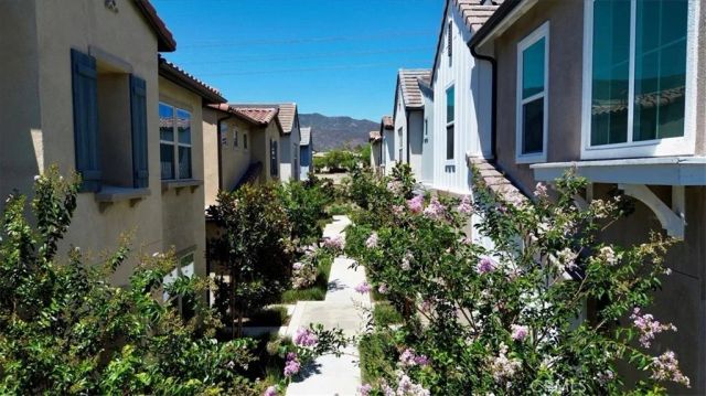 16008 Jamie Lane 2, Fontana, CA 92336
