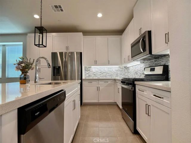 16008 Jamie Lane 2, Fontana, CA 92336
