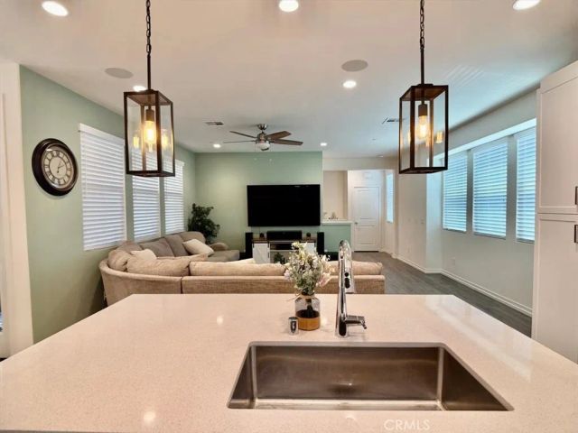 16008 Jamie Lane 2, Fontana, CA 92336