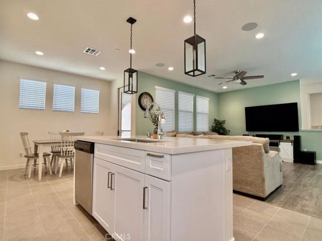 16008 Jamie Lane 2, Fontana, CA 92336