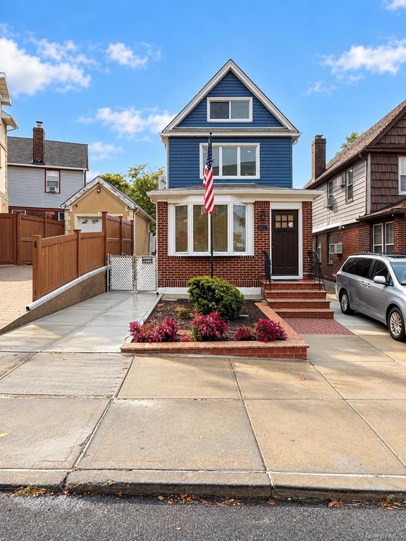 6344 53rd Drive, Maspeth, NY 11378