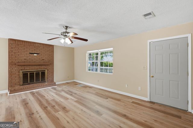 241 HARDY Way, Hiram, GA 30141