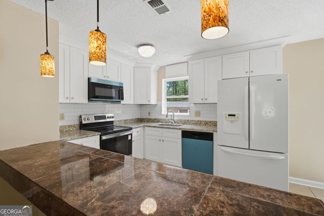 241 HARDY Way, Hiram, GA 30141