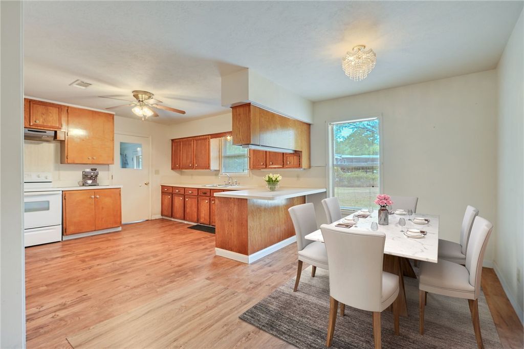 2104 Northside Drive, Bryan, TX 77803 — photo 5
