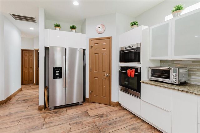 2603 BISMARK DRIVE, Valrico, FL 33596