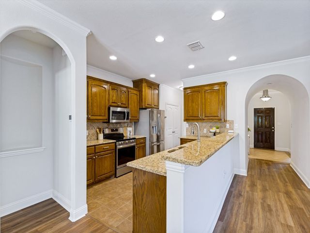 2720 Westglen Drive, Denton, TX 76207