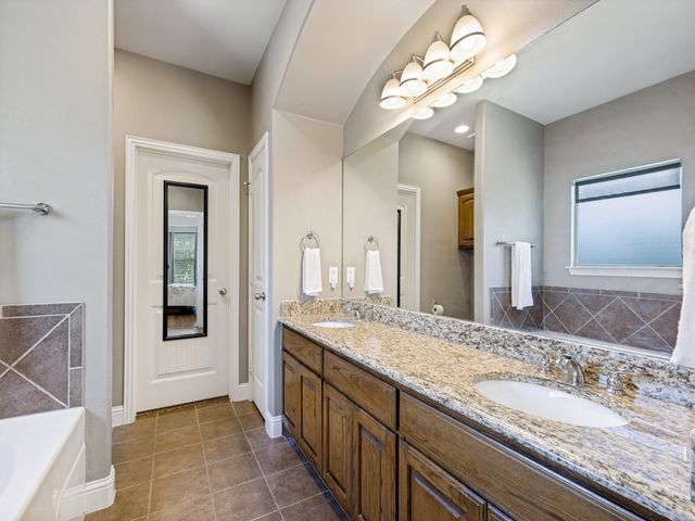2720 Westglen Drive, Denton, TX 76207