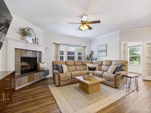 2720 Westglen Drive, Denton, TX 76207