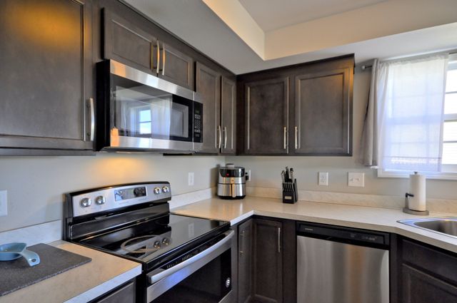 824 Crestone Ln, Clarksville, TN 37042