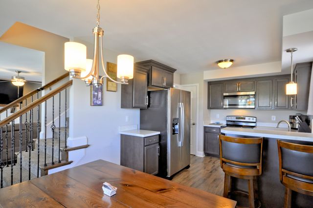 824 Crestone Ln, Clarksville, TN 37042