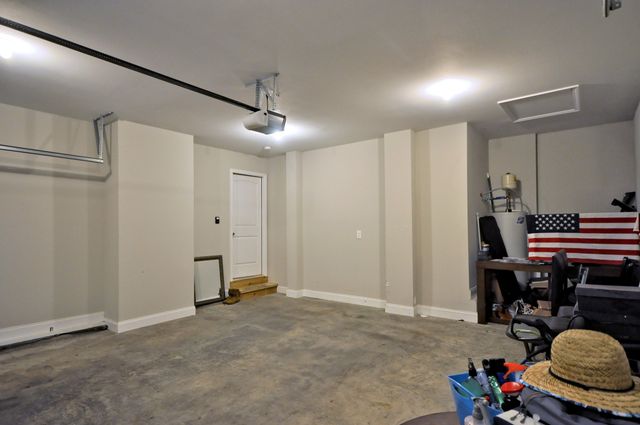 824 Crestone Ln, Clarksville, TN 37042