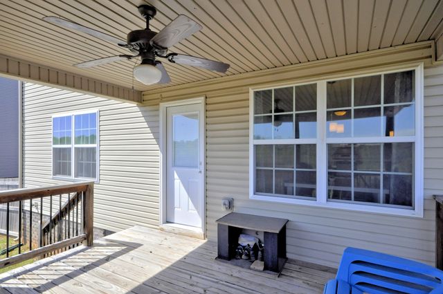 824 Crestone Ln, Clarksville, TN 37042