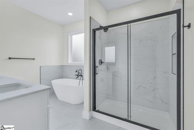 549 Bill Lattimore Road, Chesnee, SC 29323